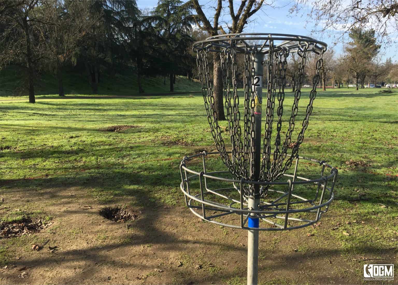 Ultimate Beginners Guide To Disc Golf Instructions Pictures And Tips